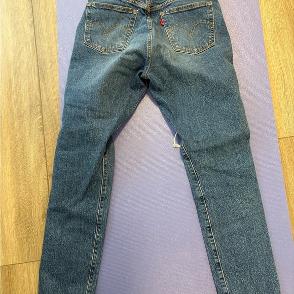 Levi's Blue High Rise Distressed Jeans - Picture 2 of 3